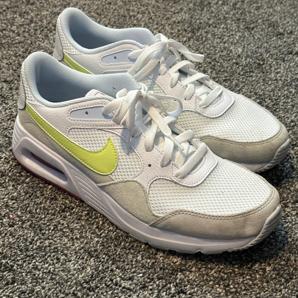Nike Green and Pink Sneakers
